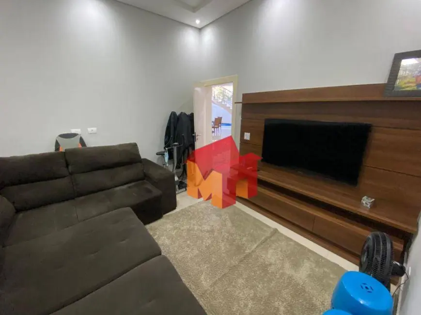 Casa de Condomínio com 3 quartos à venda, 430m2 em Loteamento Residencial Jardim dos Ipês Amarelos, Americana - SP - imagem 7 Foto 7 de Casa de Condomínio com 3 quartos à venda, 430m2 em Loteamento Residencial Jardim dos Ipês Amarelos, Americana - SP