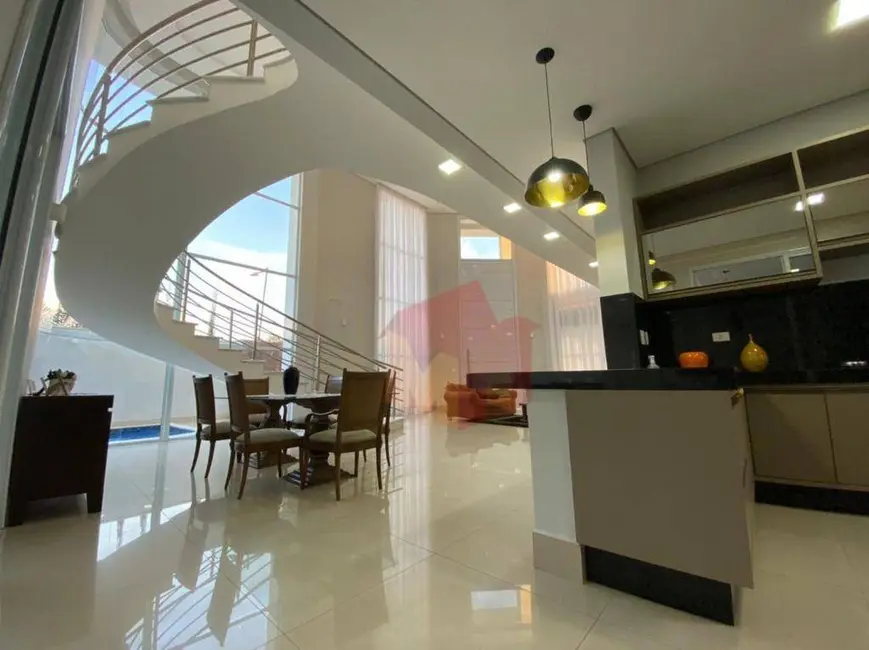Casa de Condomínio com 3 quartos à venda, 430m2 em Loteamento Residencial Jardim dos Ipês Amarelos, Americana - SP - imagem 3 Foto 3 de Casa de Condomínio com 3 quartos à venda, 430m2 em Loteamento Residencial Jardim dos Ipês Amarelos, Americana - SP