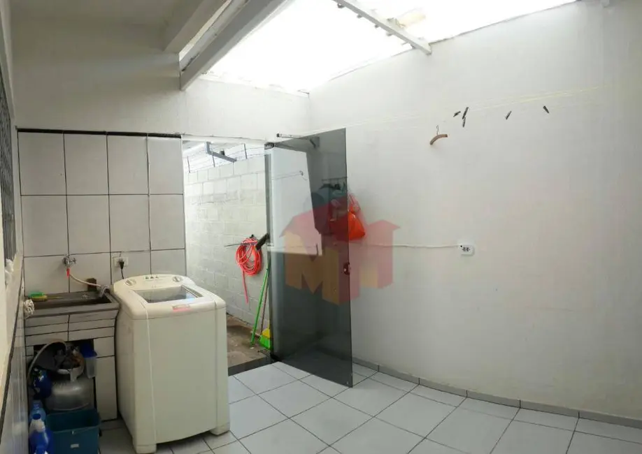 Casa com 3 quartos à venda, 297m2 em Vila Galo, Americana - SP - imagem 9 Foto 9 de Casa com 3 quartos à venda, 297m2 em Vila Galo, Americana - SP