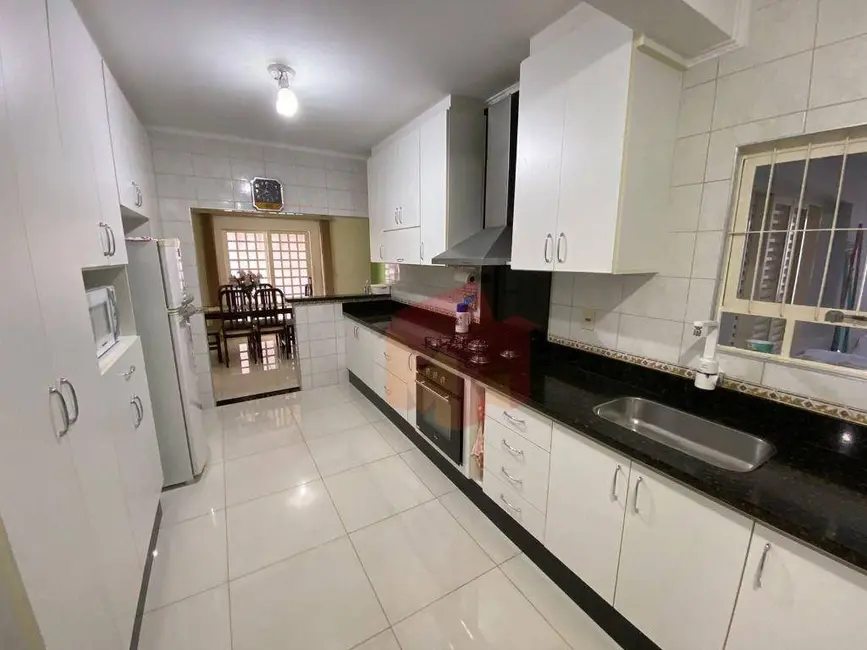 Foto 8 de Casa com 3 quartos à venda, 348m2 em Americana - SP