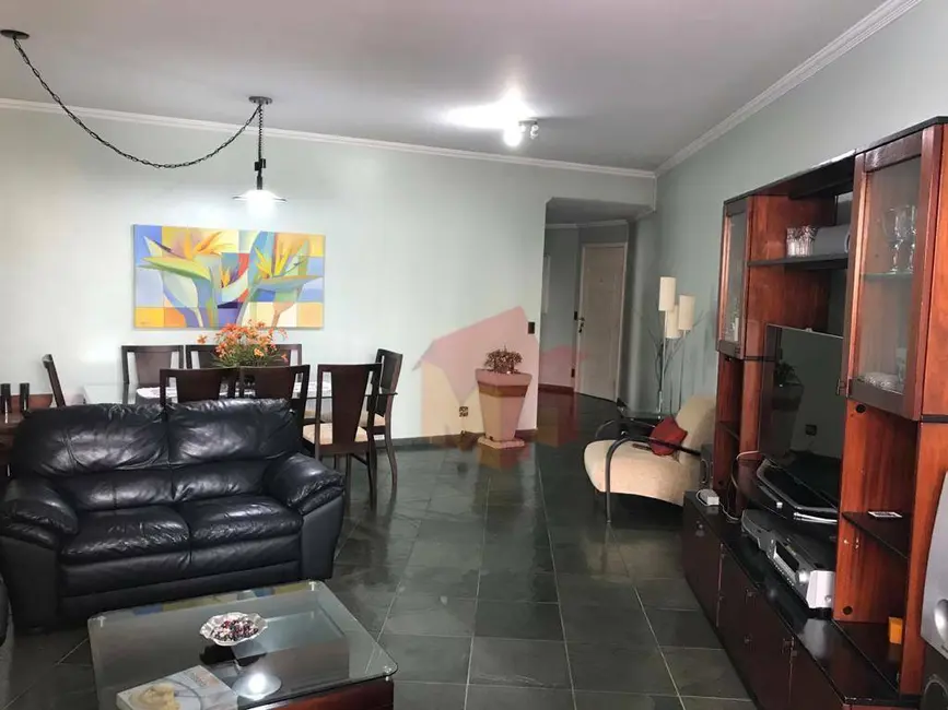 Apartamento com 4 quartos à venda, 147m2 em Vila Itapura, Campinas - SP - imagem 3 Foto 3 de Apartamento com 4 quartos à venda, 147m2 em Vila Itapura, Campinas - SP