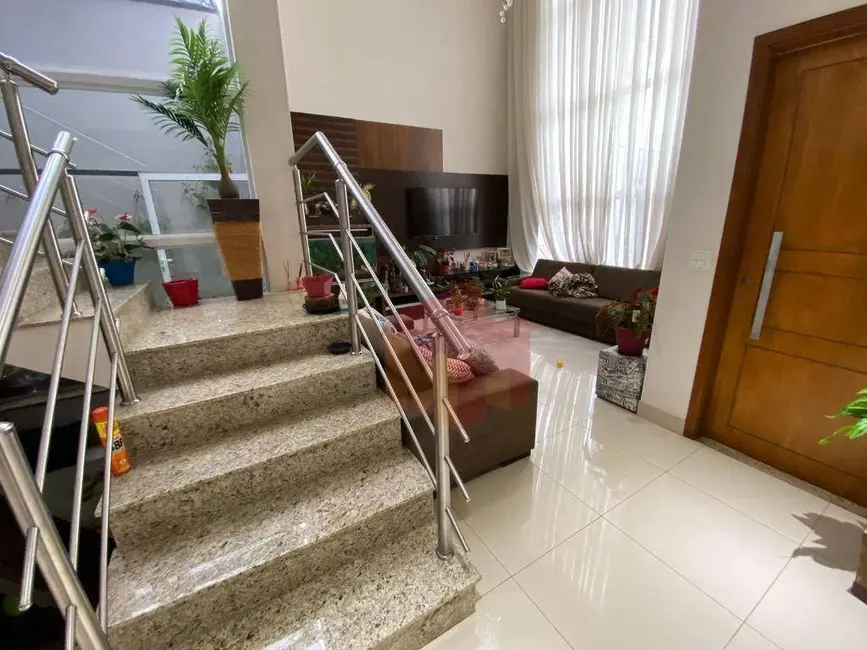Foto 4 de Casa com 4 quartos à venda, 300m2 em Jardim Terramérica I, Americana - SP