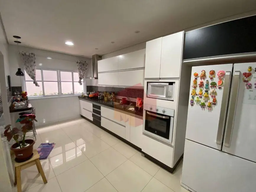 Foto 9 de Casa com 4 quartos à venda, 300m2 em Jardim Terramérica I, Americana - SP