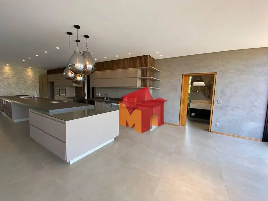 Casa de Condomínio com 5 quartos à venda, 1350m2 em Sao Carlos - SP - imagem 7 Foto 7 de Casa de Condomínio com 5 quartos à venda, 1350m2 em Sao Carlos - SP