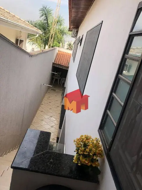 Foto 3 de Casa com 3 quartos à venda, 180m2 em Jardim Santana, Americana - SP