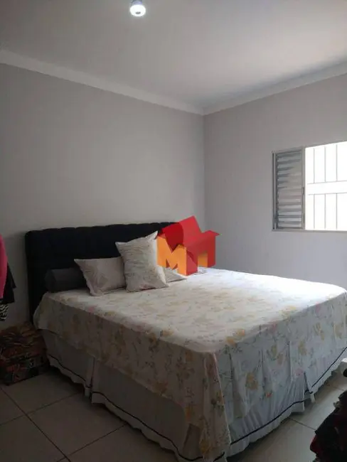 Casa com 4 quartos à venda, 150m2 em Jardim Boer I, Americana - SP - imagem 3 Foto 3 de Casa com 4 quartos à venda, 150m2 em Jardim Boer I, Americana - SP