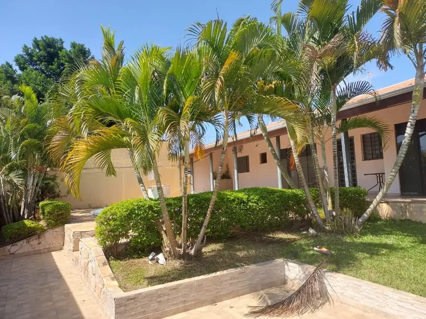 Foto 3 de Casa com 2 quartos à venda, 700m2 em Balneário Salto Grande, Americana - SP