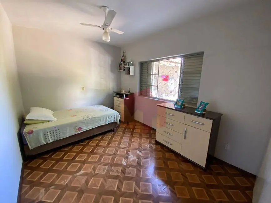 Casa com 5 quartos à venda, 1584m2 em Jardim São Domingos, Americana - SP - imagem 9 Foto 9 de Casa com 5 quartos à venda, 1584m2 em Jardim São Domingos, Americana - SP
