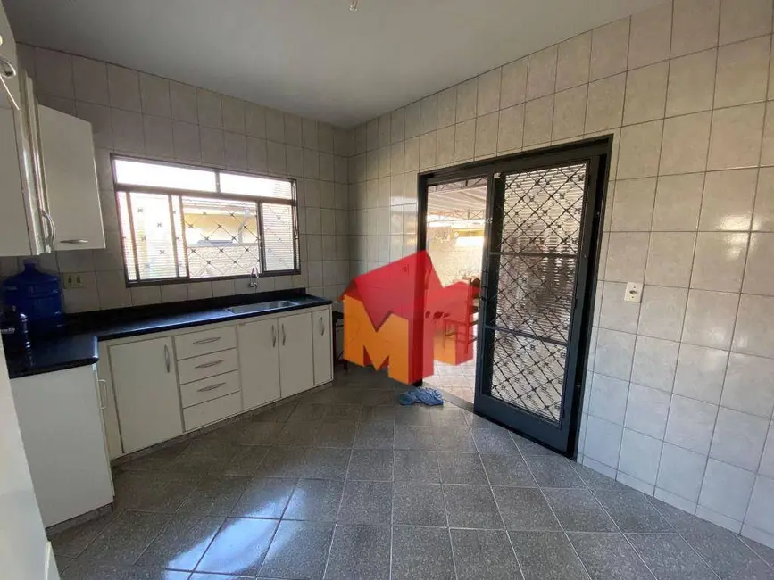 Casa com 3 quartos à venda e para alugar, 387m2 em Conserva, Americana - SP - imagem 5 Foto 5 de Casa com 3 quartos à venda e para alugar, 387m2 em Conserva, Americana - SP