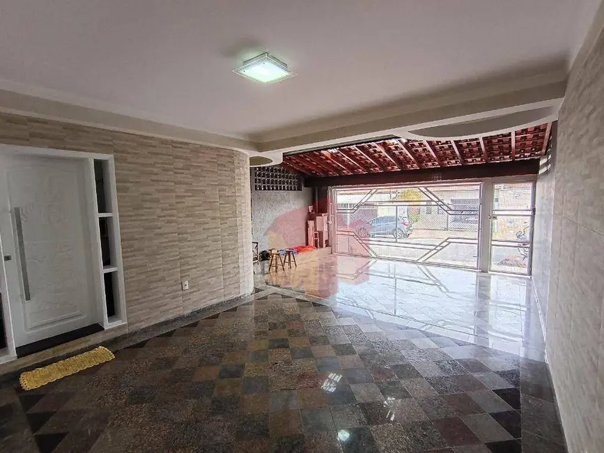 Sobrado com 4 quartos à venda, 187m2 em Jardim Nossa Senhora do Carmo, Americana - SP - imagem 5 Foto 5 de Sobrado com 4 quartos à venda, 187m2 em Jardim Nossa Senhora do Carmo, Americana - SP