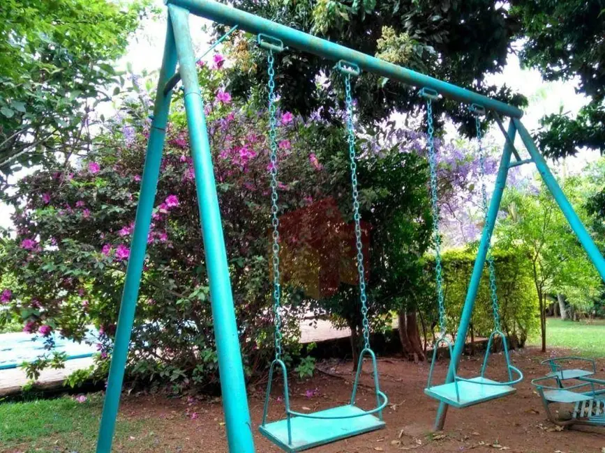 Chácara com 2 quartos à venda, 1000m2 em Parque Residencial Tancredi, Americana - SP - imagem 8 Foto 8 de Chácara com 2 quartos à venda, 1000m2 em Parque Residencial Tancredi, Americana - SP