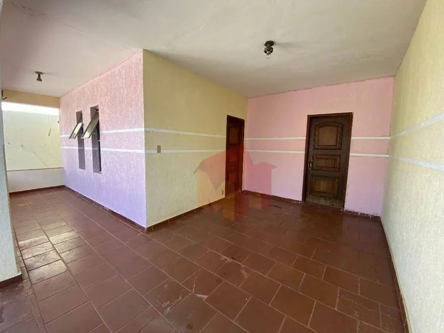 Casa com 2 quartos à venda, 300m2 em Jardim Paulistano, Americana - SP - imagem 3 Foto 3 de Casa com 2 quartos à venda, 300m2 em Jardim Paulistano, Americana - SP