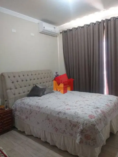 Foto 9 de Casa com 5 quartos à venda, 150m2 em Centro, Americana - SP