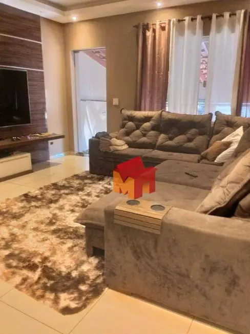 Foto 4 de Casa com 5 quartos à venda, 150m2 em Centro, Americana - SP