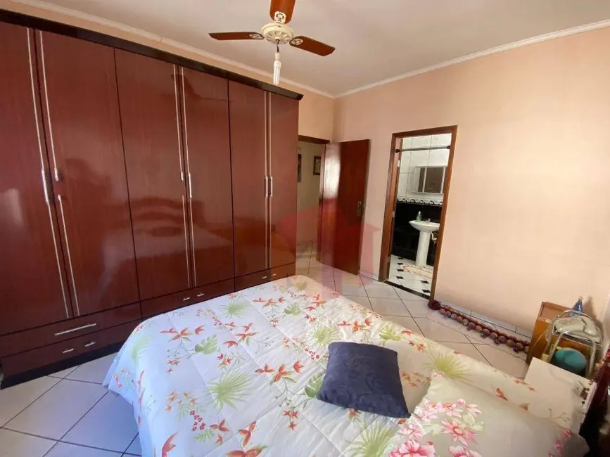 Foto 8 de Casa com 3 quartos à venda, 314m2 em Vila Santa Catarina, Americana - SP