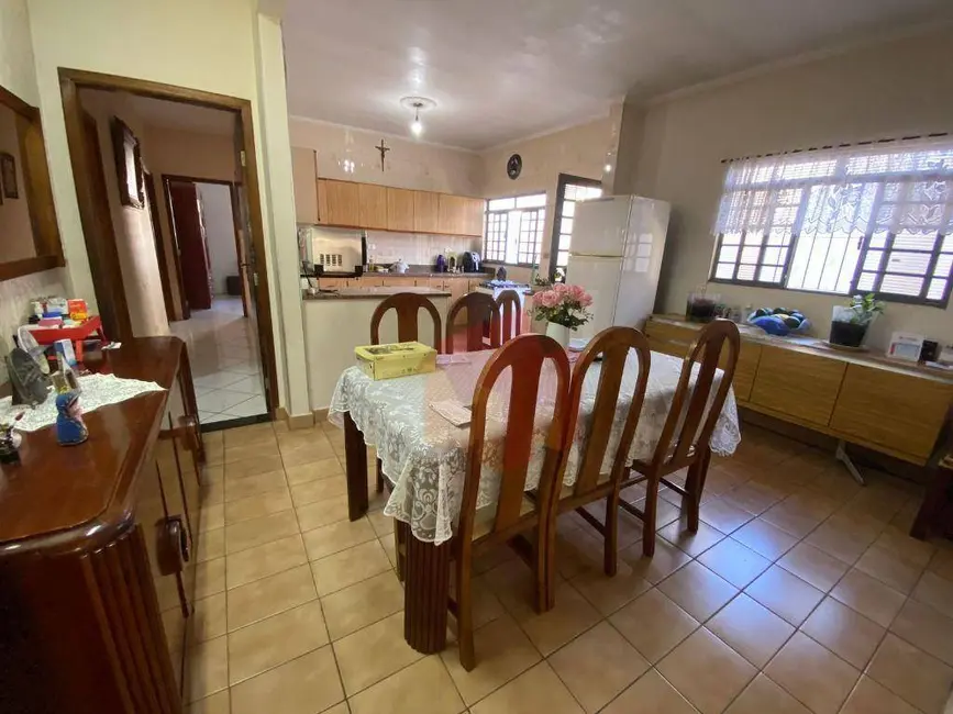 Foto 5 de Casa com 3 quartos à venda, 314m2 em Vila Santa Catarina, Americana - SP