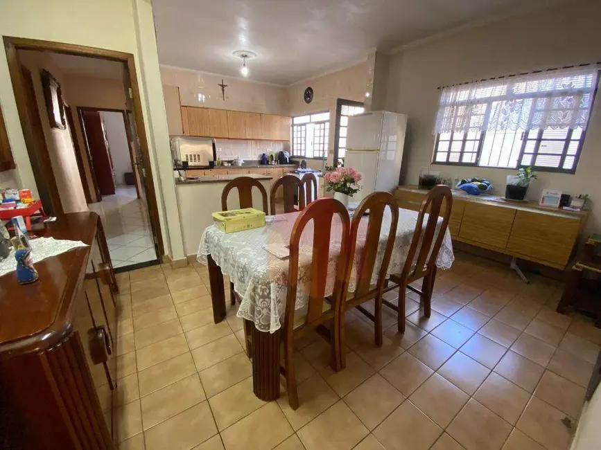 Foto 9 de Casa com 3 quartos à venda, 520m2 em Vila Santa Catarina, Americana - SP