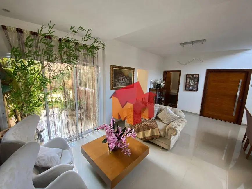 Foto 3 de Casa com 4 quartos à venda, 300m2 em Parque Universitário, Americana - SP