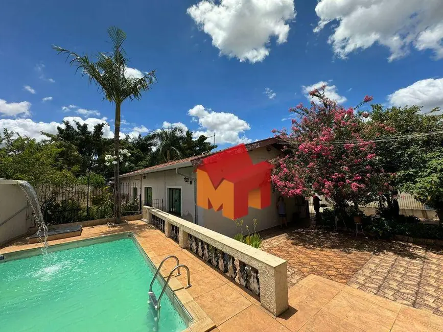 Foto 1 de Casa com 3 quartos à venda, 430m2 em Cidade Jardim II, Americana - SP