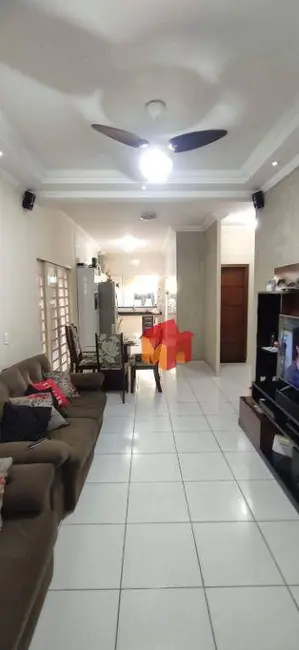 Casa com 2 quartos à venda, 150m2 em Parque Liberdade, Americana - SP - imagem 3 Foto 3 de Casa com 2 quartos à venda, 150m2 em Parque Liberdade, Americana - SP