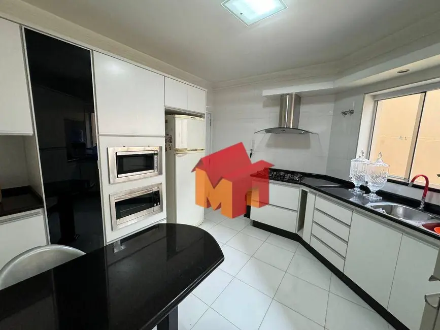 Foto 4 de Casa com 4 quartos à venda, 468m2 em Chácara Machadinho II, Americana - SP