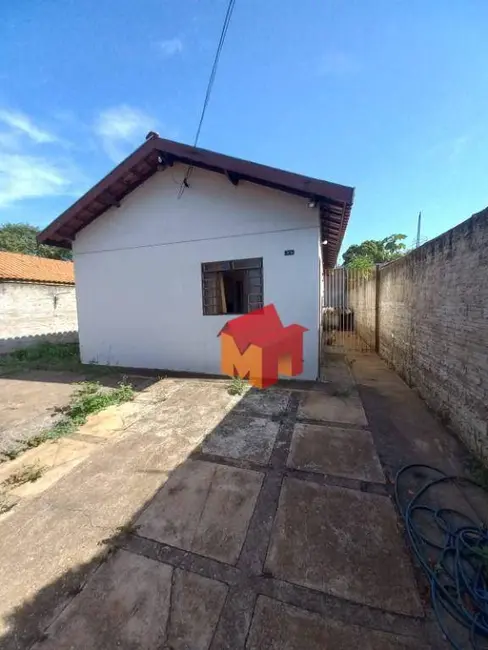 Foto 2 de Casa com 2 quartos à venda, 200m2 em Jardim Monte das Oliveiras, Nova Odessa - SP