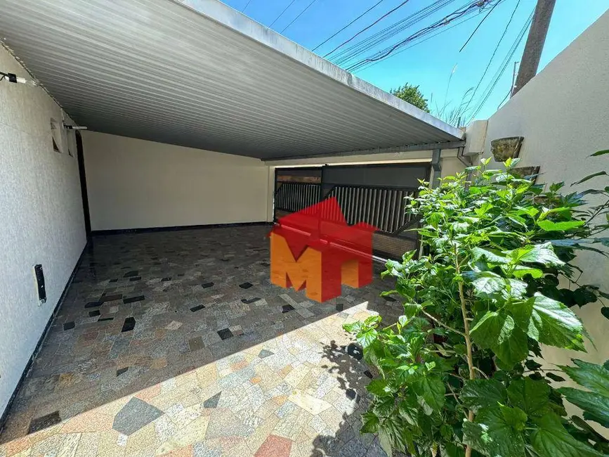 Foto 2 de Casa com 3 quartos para alugar, 235m2 em Parque Novo Mundo, Americana - SP