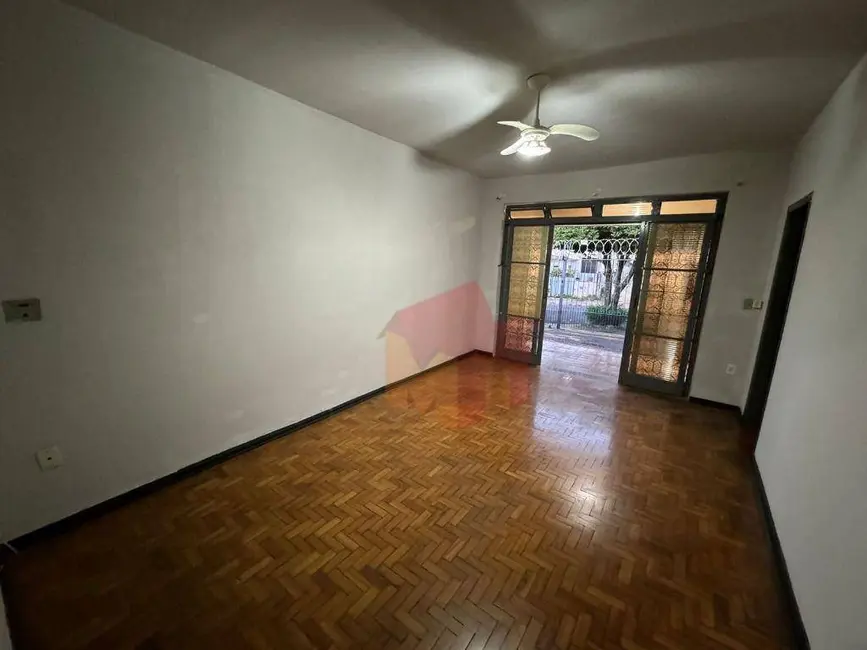 Foto 6 de Casa com 3 quartos à venda, 300m2 em Brieds, Americana - SP