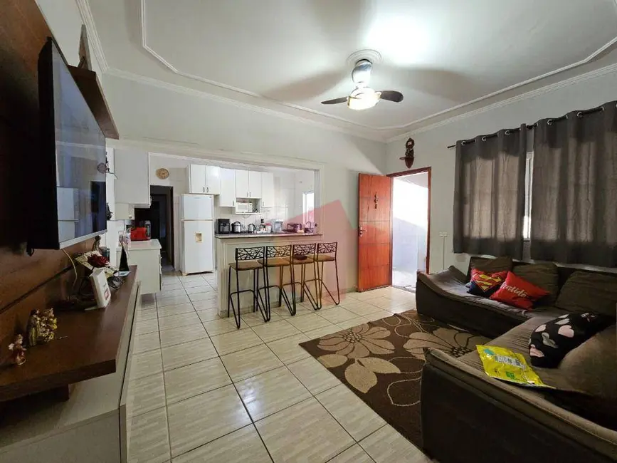 Foto 2 de Casa com 3 quartos à venda, 150m2 em Parque Residencial Klavin, Nova Odessa - SP