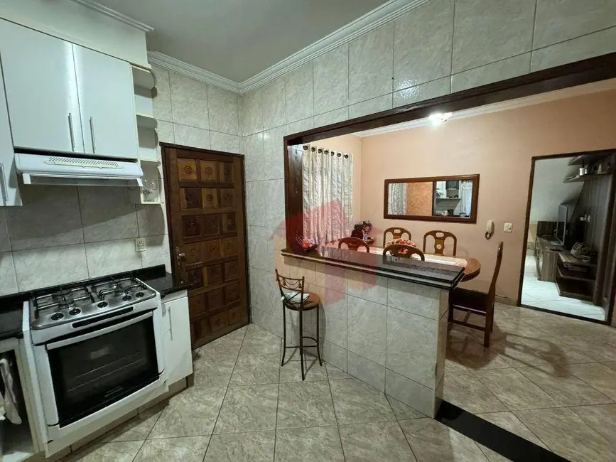Foto 5 de Casa com 3 quartos à venda, 150m2 em Jardim Lizandra, Americana - SP