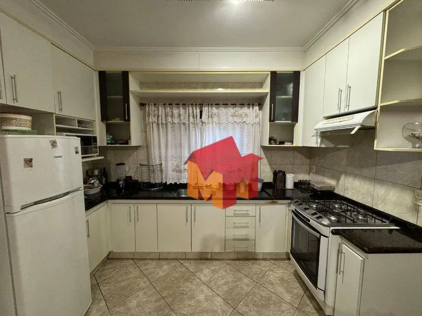 Casa com 3 quartos à venda, 150m2 em Jardim Lizandra, Americana - SP - imagem 9 Foto 9 de Casa com 3 quartos à venda, 150m2 em Jardim Lizandra, Americana - SP