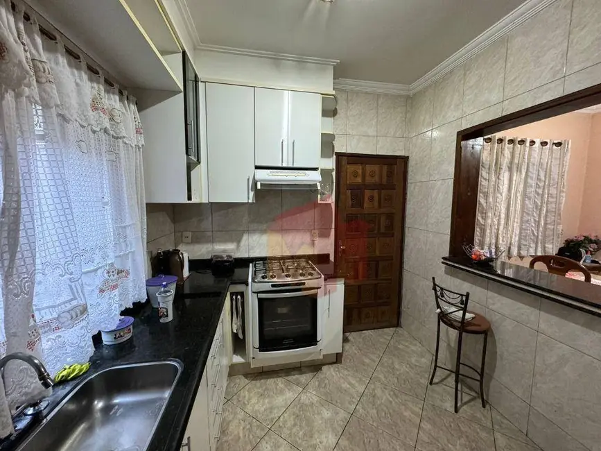 Foto 4 de Casa com 3 quartos à venda, 150m2 em Jardim Lizandra, Americana - SP