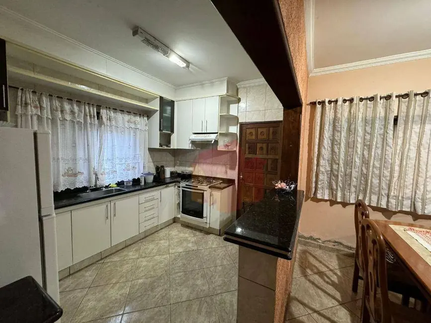 Foto 6 de Casa com 3 quartos à venda, 150m2 em Jardim Lizandra, Americana - SP