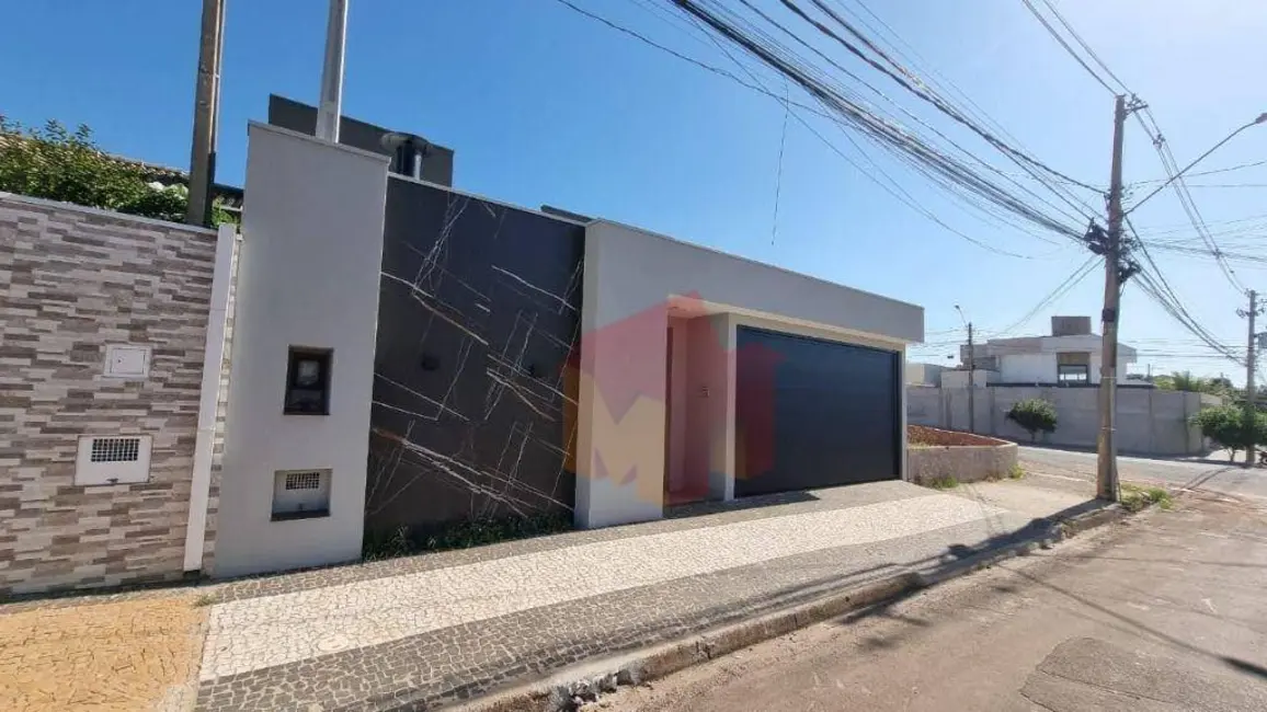 Foto 2 de Casa com 3 quartos à venda, 166m2 em Parque Universitário, Americana - SP