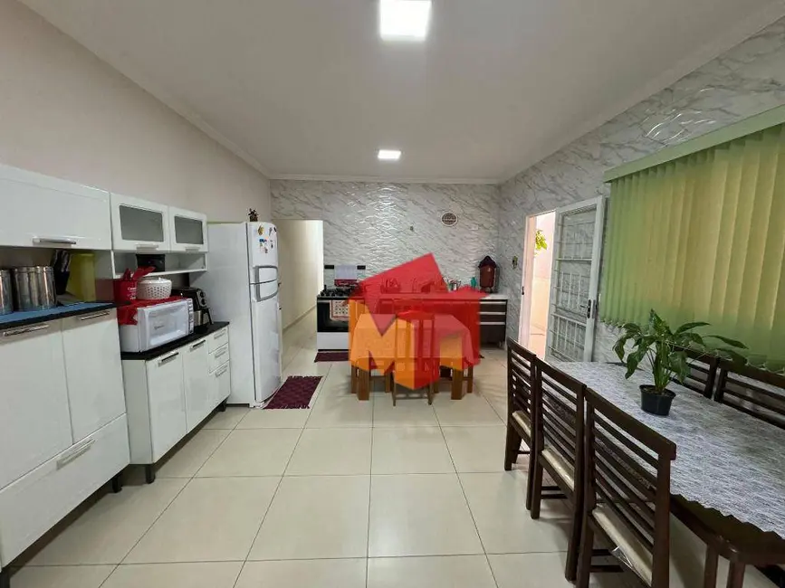 Foto 5 de Casa com 2 quartos à venda, 180m2 em Jardim Santa Rosa, Nova Odessa - SP