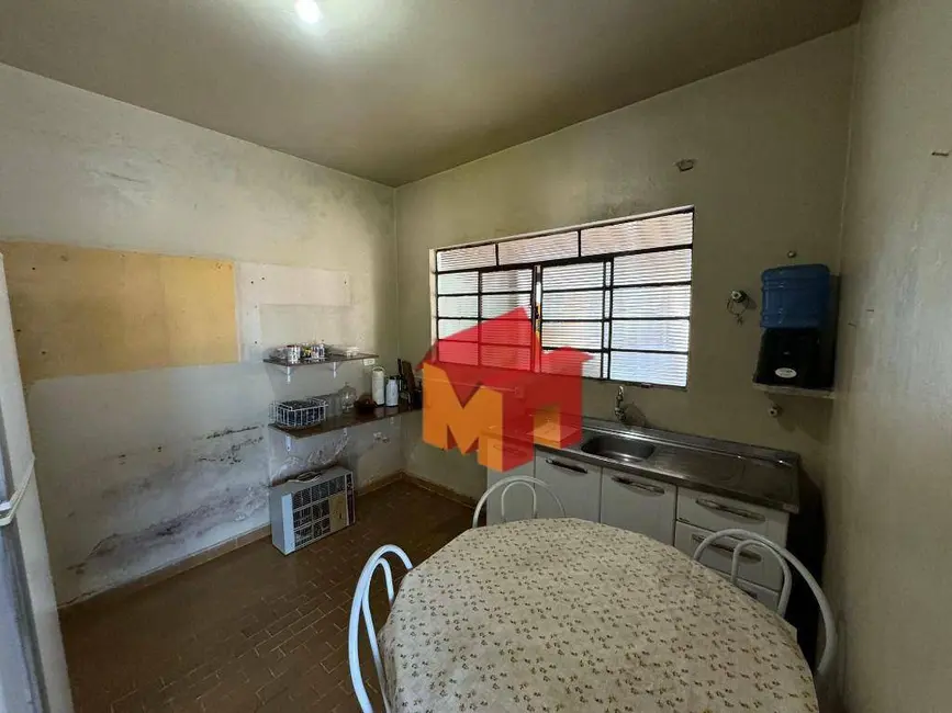 Casa com 3 quartos à venda, 350m2 em Vila Galo, Americana - SP - imagem 8 Foto 8 de Casa com 3 quartos à venda, 350m2 em Vila Galo, Americana - SP