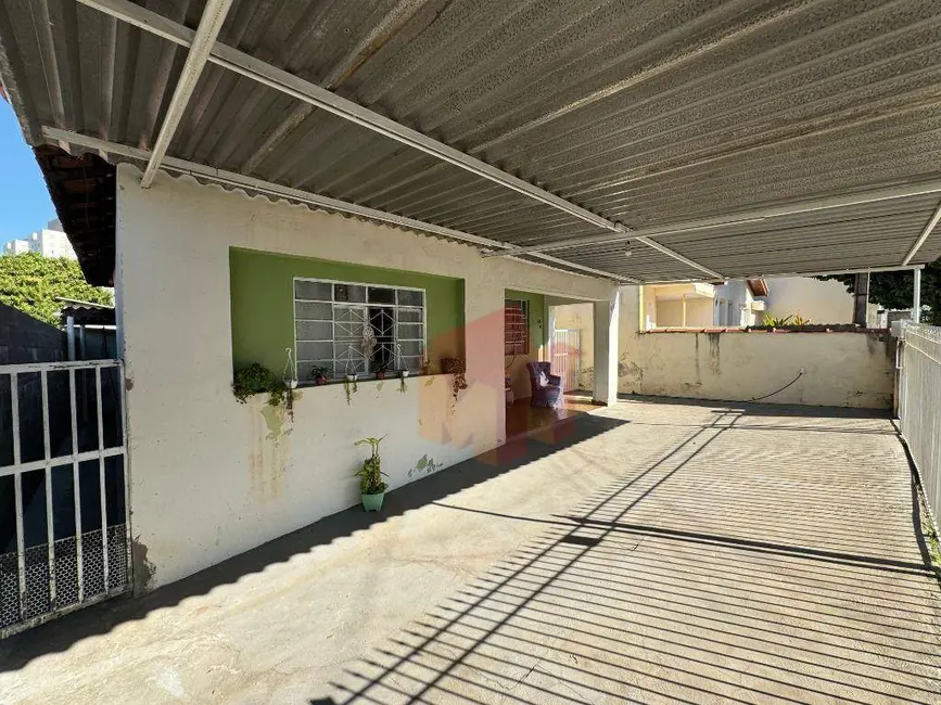 Foto 3 de Casa com 3 quartos à venda, 350m2 em Vila Galo, Americana - SP