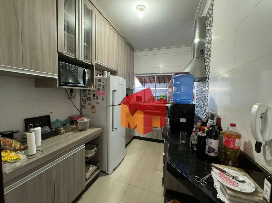 Foto 4 de Casa com 3 quartos à venda, 150m2 em Parque Universitário, Americana - SP