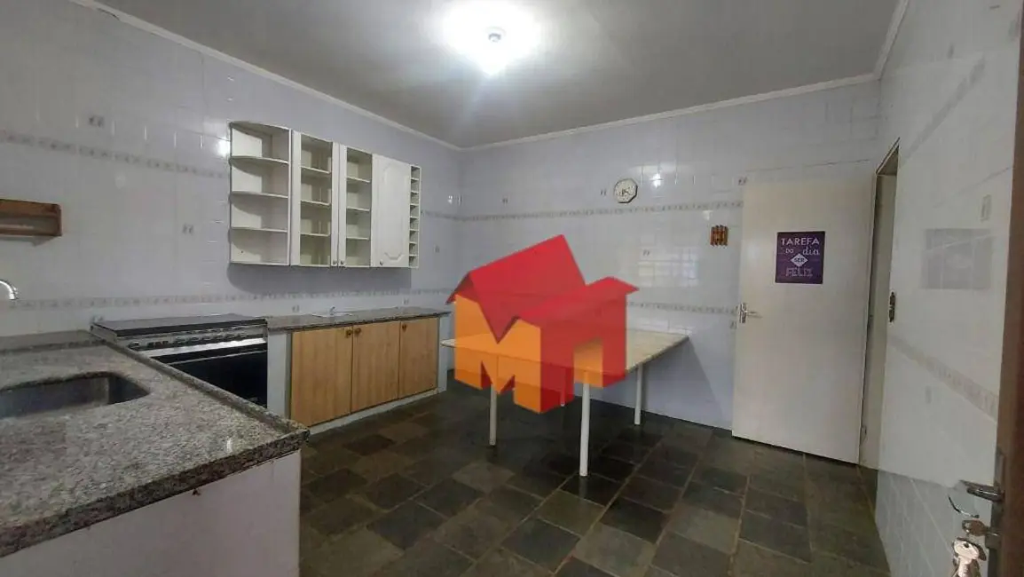 Chácara com 2 quartos à venda, 500m2 em Centro, Itirapina - SP - imagem 6 Foto 6 de Chácara com 2 quartos à venda, 500m2 em Centro, Itirapina - SP