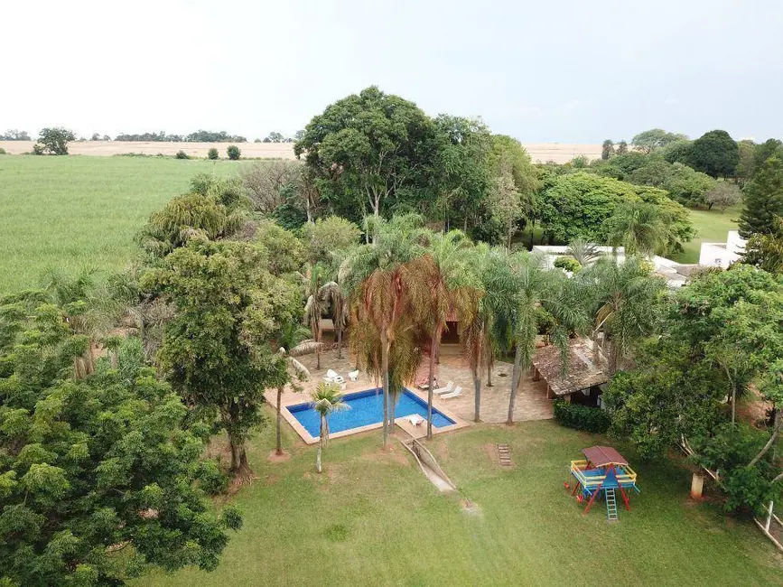 Chácara com 5 quartos à venda, 14040m2 em Parque Residencial Tancredi, Americana - SP - imagem 1 Foto 1 de Chácara com 5 quartos à venda, 14040m2 em Parque Residencial Tancredi, Americana - SP