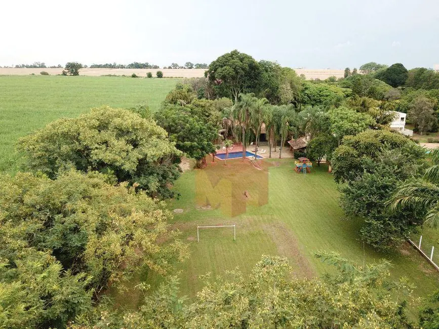 Chácara com 5 quartos à venda, 14040m2 em Parque Residencial Tancredi, Americana - SP - imagem 4 Foto 4 de Chácara com 5 quartos à venda, 14040m2 em Parque Residencial Tancredi, Americana - SP