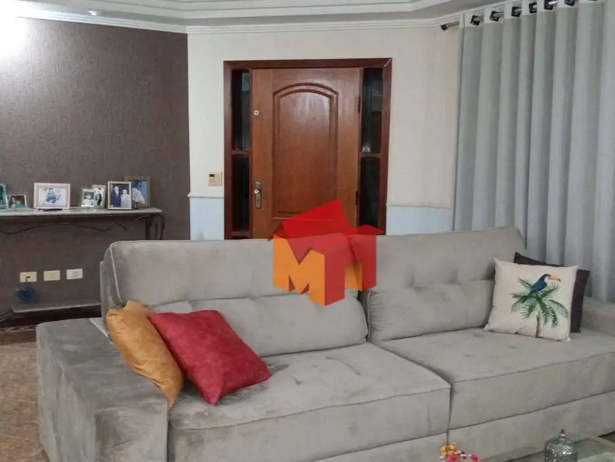 Foto 2 de Sobrado com 3 quartos à venda, 343m2 em São Luiz, Americana - SP