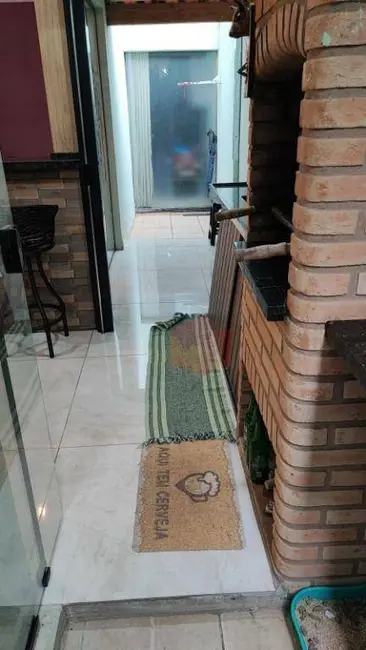 Foto 3 de Casa com 3 quartos à venda, 160m2 em Jardim Capuava, Nova Odessa - SP