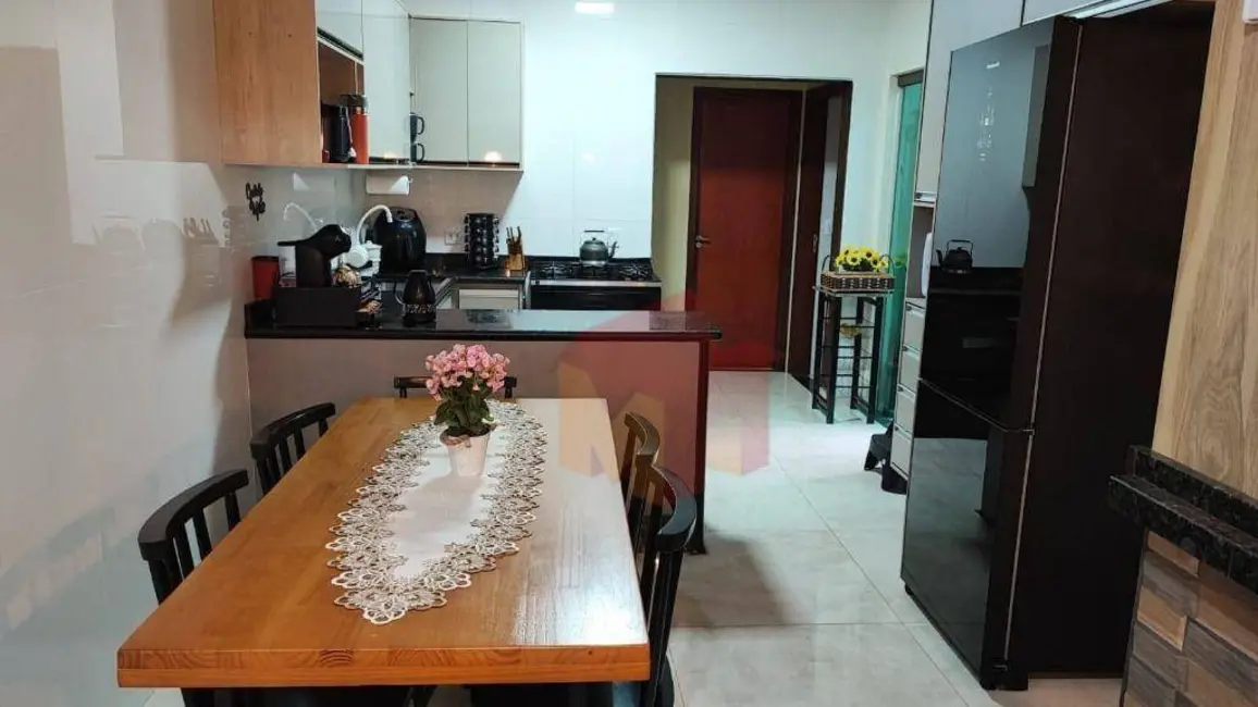 Foto 2 de Casa com 3 quartos à venda, 160m2 em Jardim Capuava, Nova Odessa - SP