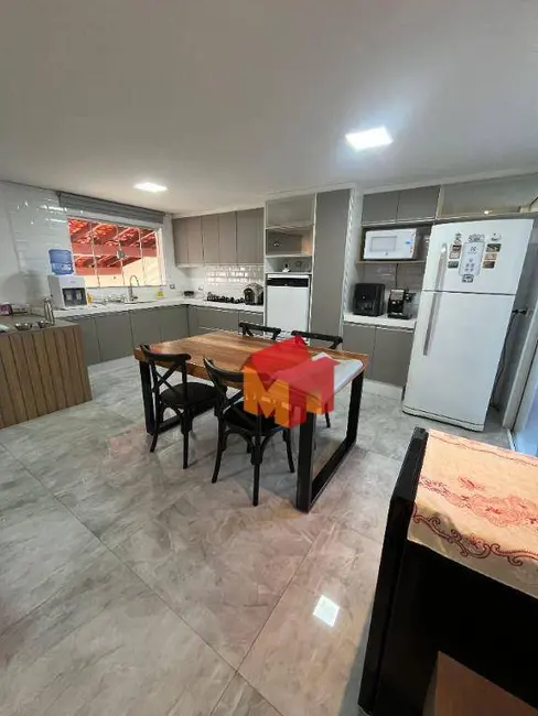 Foto 5 de Casa com 3 quartos à venda, 222m2 em Antônio Zanaga, Americana - SP