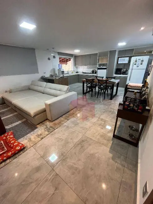 Casa com 3 quartos à venda, 222m2 em Antônio Zanaga, Americana - SP - imagem 4 Foto 4 de Casa com 3 quartos à venda, 222m2 em Antônio Zanaga, Americana - SP