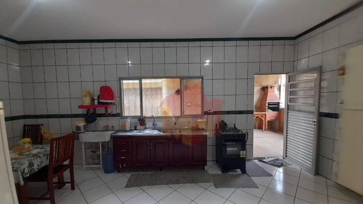 Casa com 3 quartos à venda, 300m2 em Cariobinha, Americana - SP - imagem 9 Foto 9 de Casa com 3 quartos à venda, 300m2 em Cariobinha, Americana - SP