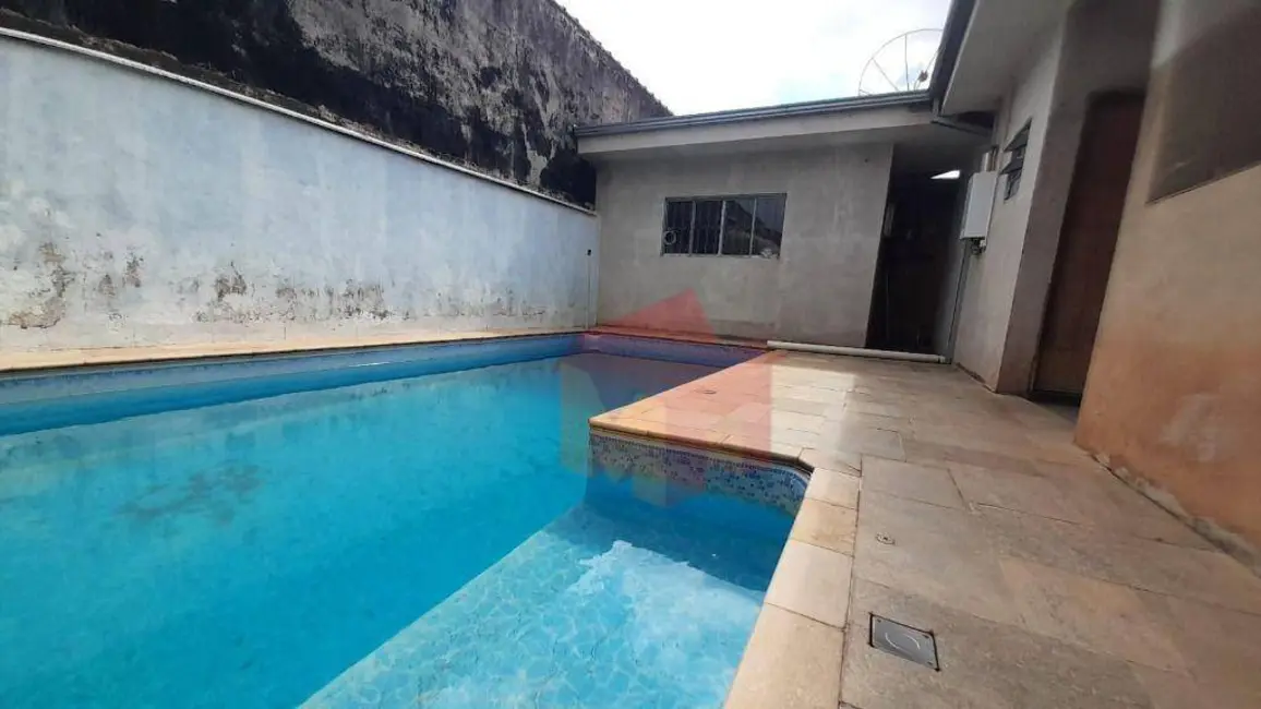 Casa com 3 quartos à venda, 300m2 em Cariobinha, Americana - SP - imagem 1 Foto 1 de Casa com 3 quartos à venda, 300m2 em Cariobinha, Americana - SP