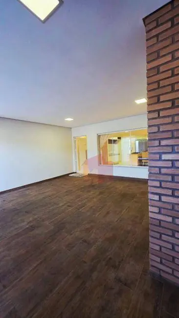 Foto 2 de Casa com 3 quartos à venda, 150m2 em Parque Residencial Jaguari, Americana - SP