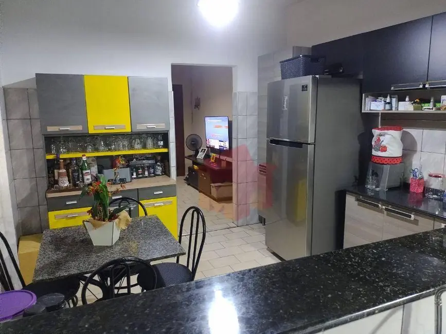 Foto 3 de Casa com 4 quartos à venda, 320m2 em Vila Santa Maria, Americana - SP